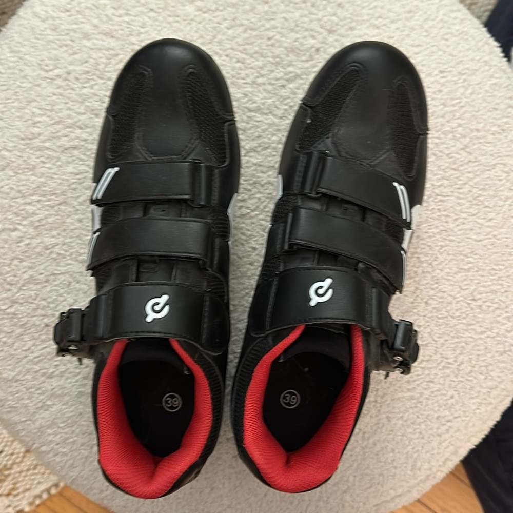 Peloton cycling shoes